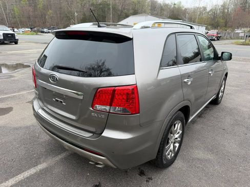 Used 2013 Kia Sorento SX w/ SX Premium Pkg FWD image 8