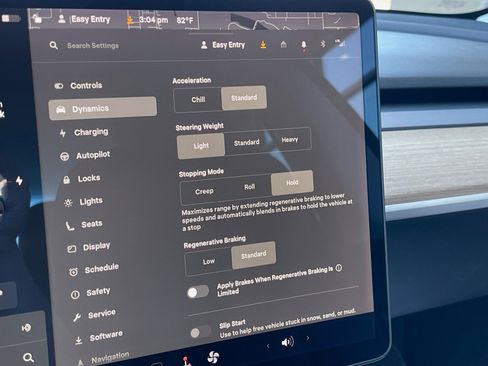 Used 2020 Tesla Model 3 Standard Range Plus image 26