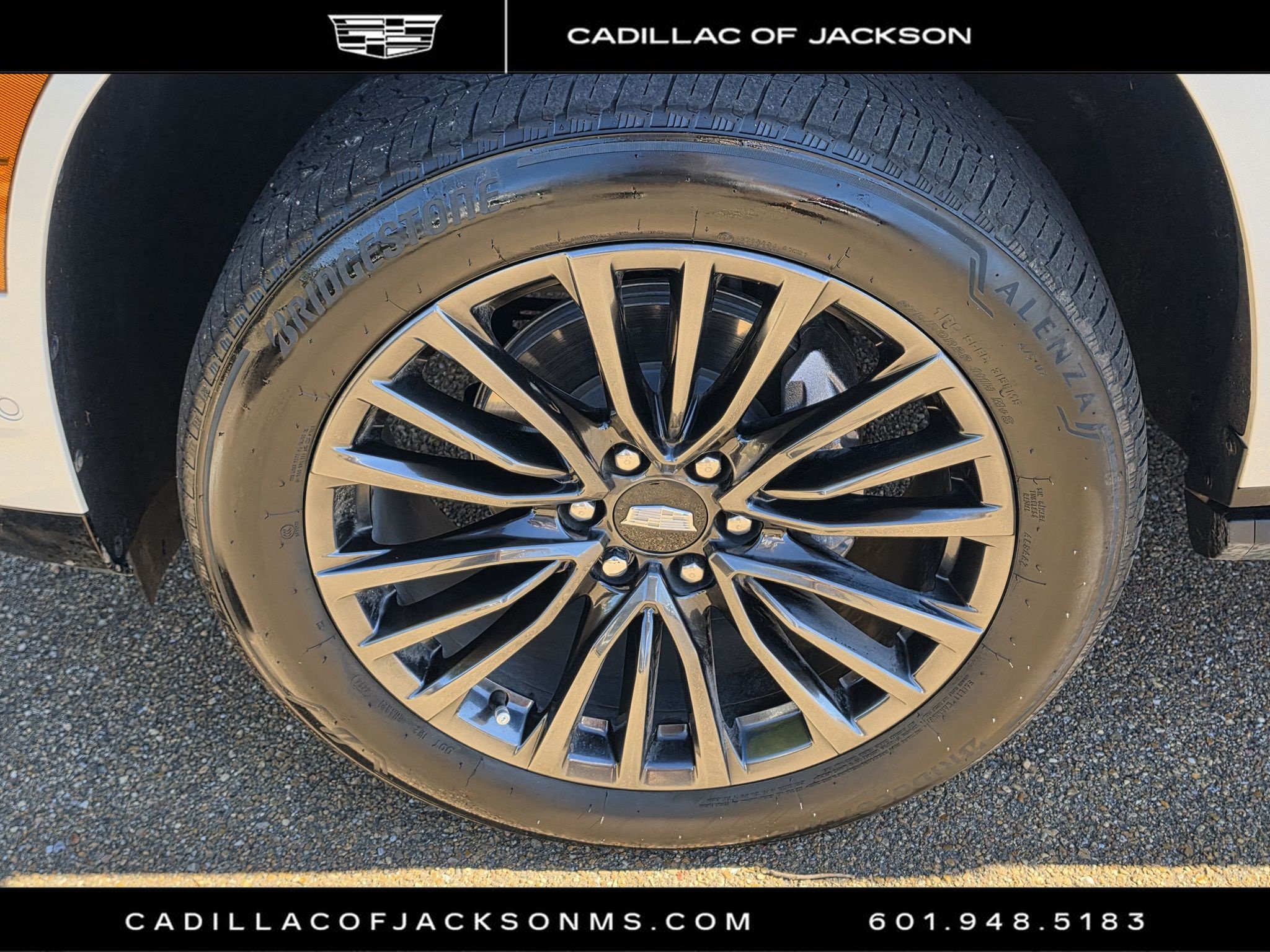 Used 2025 Cadillac Escalade Sport Platinum w/ LPO, Floor Liner Package AWD/4WD image 28
