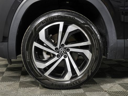 Used 2023 Volkswagen Atlas SEL AWD/4WD image 25