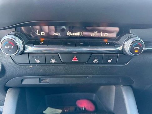 Used 2019 MAZDA MAZDA3 AWD Hatchback w/ Preferred Pkg image 17