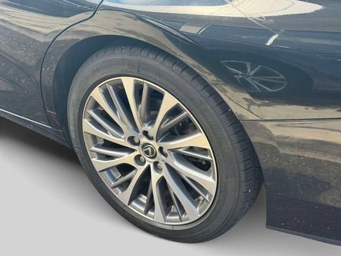 Used 2020 Lexus ES 350 w/ Premium Package FWD image 9