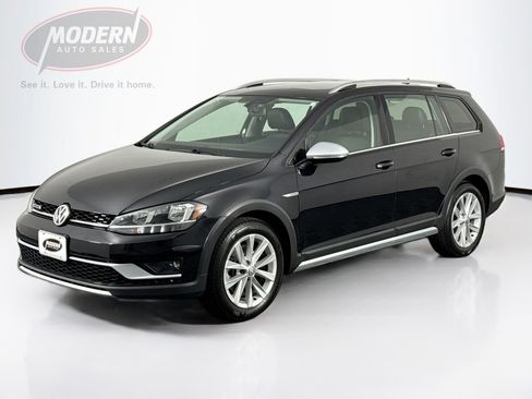 Used 2019 Volkswagen Golf Alltrack S AWD/4WD image 1