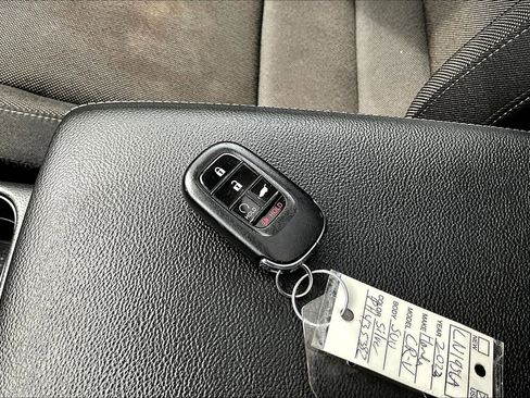 Used 2023 Honda CR-V EX image 10