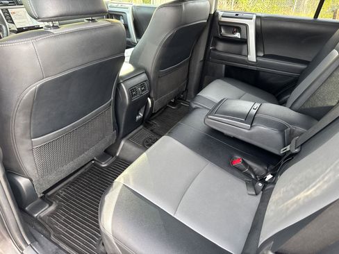 Used 2023 Toyota 4Runner SR5 Premium image 21