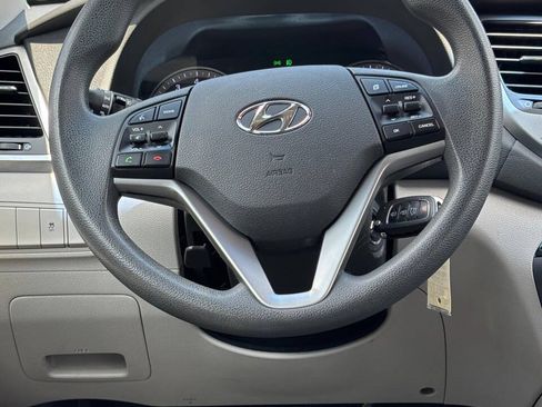 Used 2017 Hyundai Tucson SE w/ SE Popular Package 02 FWD image 21