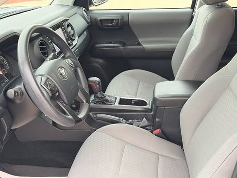 Used 2023 Toyota Tacoma SR AWD/4WD image 17