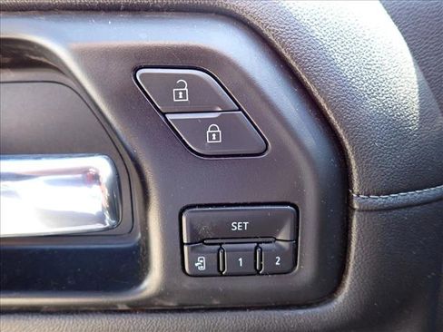 Used 2022 Chevrolet Silverado 2500 LTZ w/ LTZ Plus Package AWD/4WD image 12