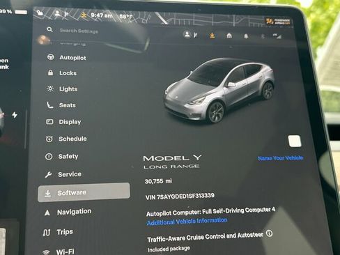 Used 2025 Tesla Model Y Long Range RWD image 36
