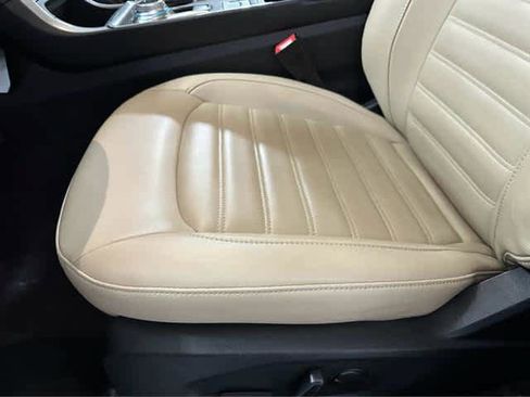 Used 2022 Ford Edge SEL w/ Convenience Package image 16