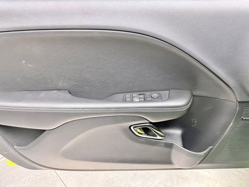 Used 2015 Dodge Challenger SRT Hellcat image 15