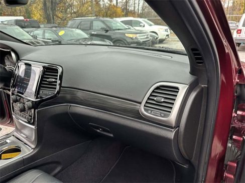 Certified 2019 Jeep Grand Cherokee Limited image 27