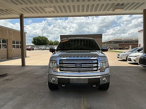 Used 2013 Ford F150 Lariat w/ Lariat Chrome Pkg AWD/4WD image 2