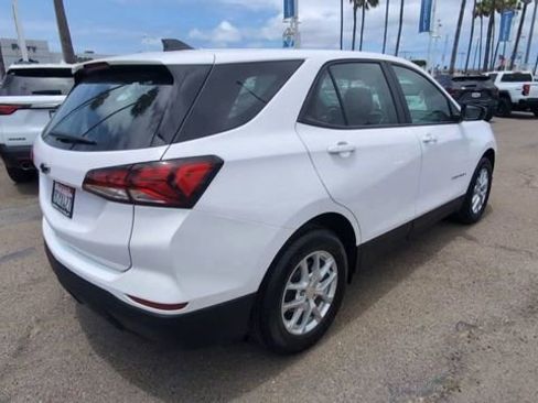 Certified 2023 Chevrolet Equinox LS FWD image 8