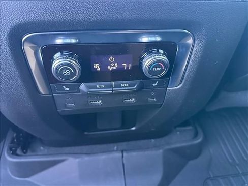 New 2026 GMC Yukon XL Denali w/ Denali Reserve Package AWD/4WD image 19