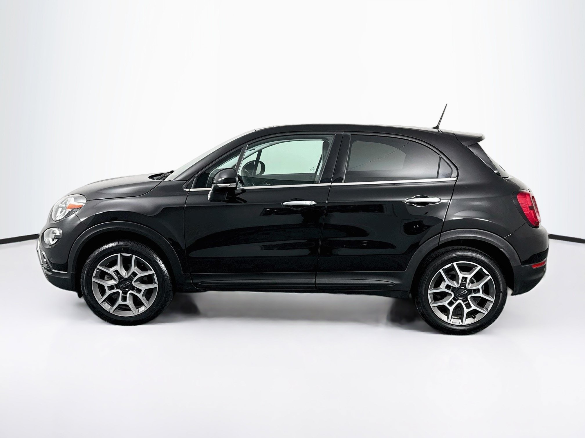 Used 2021 FIAT 500X Trekking Plus w/ Premium Group AWD/4WD image 11