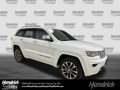 Used 2017 Jeep Grand Cherokee Overland image 1