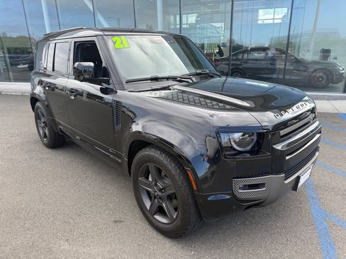 Used 2021 Land Rover Defender 110 X-Dynamic SE AWD/4WD image 8