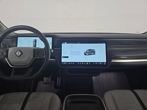 Used 2024 Rivian R1S Adventure AWD/4WD image 27