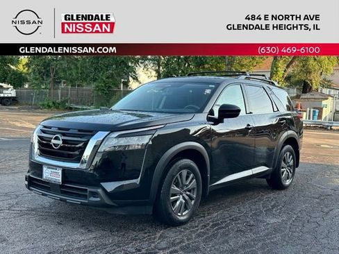 Certified 2025 Nissan Pathfinder SV AWD/4WD image 1