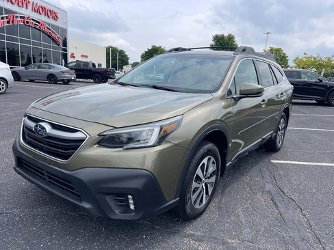 Used 2020 Subaru Outback Premium AWD/4WD image 8
