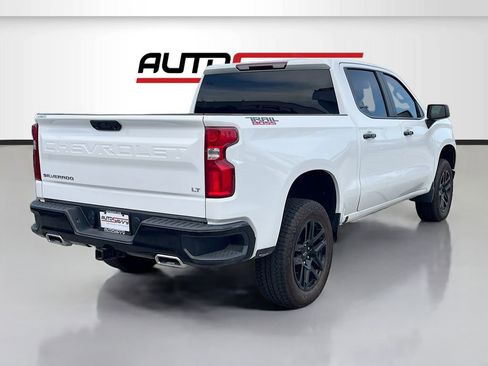 Used 2025 Chevrolet Silverado 1500 LT Trail Boss w/ Protection Package AWD/4WD image 7