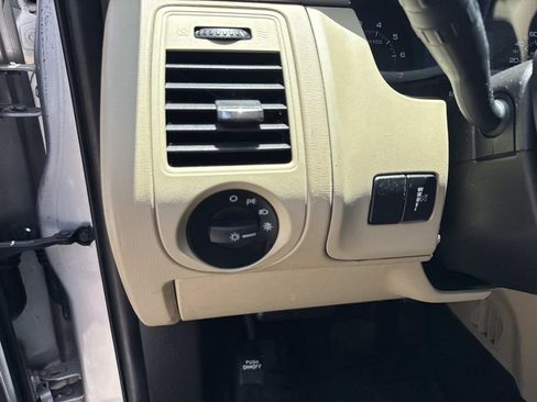 Used 2014 Ford Flex SE FWD image 21