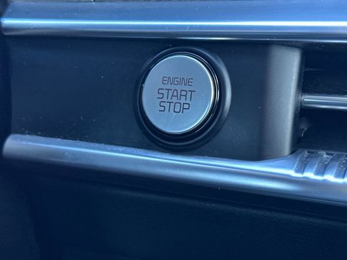 Used 2022 Kia K5 EX image 33