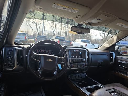 Used 2017 Chevrolet Silverado 1500 LTZ w/ Sport Package image 18