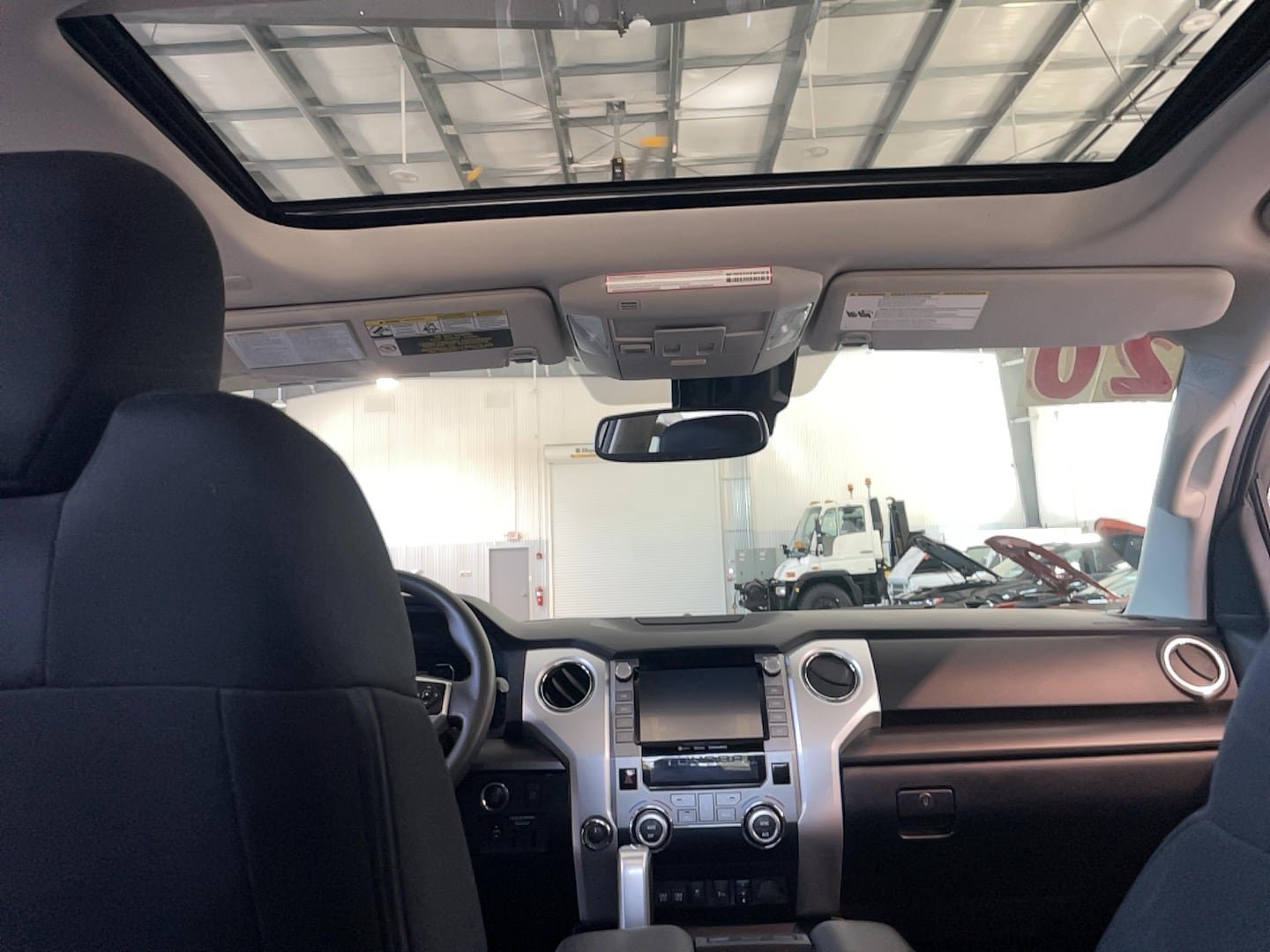 Used 2020 Toyota Tundra SR5 AWD/4WD image 7