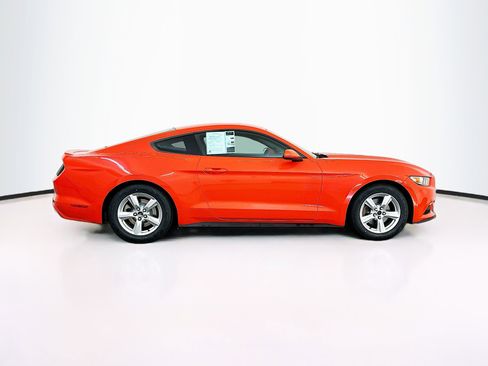 Used 2015 Ford Mustang Coupe RWD image 10