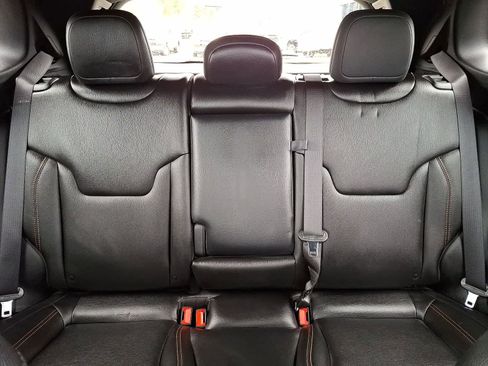 Used 2024 Jeep Compass Limited image 14