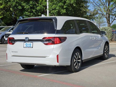 New 2026 Honda Odyssey EX-L image 4