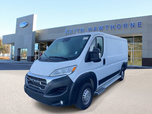 Used 2025 RAM ProMaster 2500 w/ U-Haul Equipment Group FWD image 3