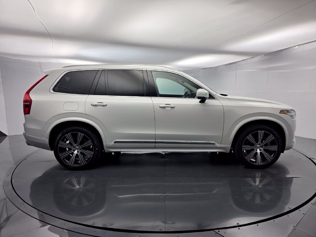 Used 2020 Volvo XC90 T8 Inscription w/ Protection Package AWD/4WD image 3