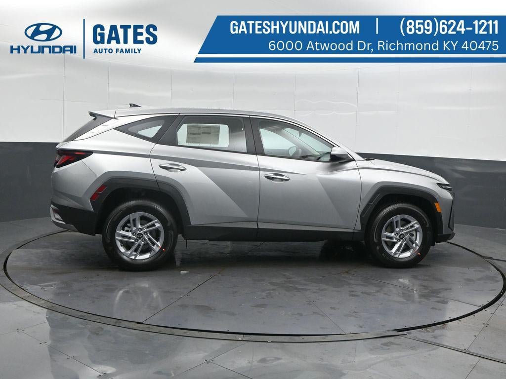 New 2026 Hyundai Tucson SE AWD/4WD image 3
