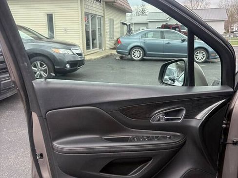 Used 2015 Buick Encore FWD image 12