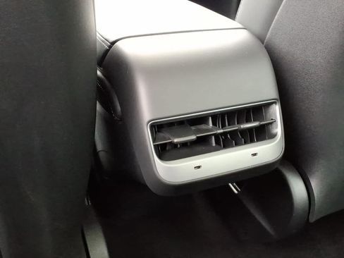 Used 2023 Tesla Model 3 Standard Range RWD image 12