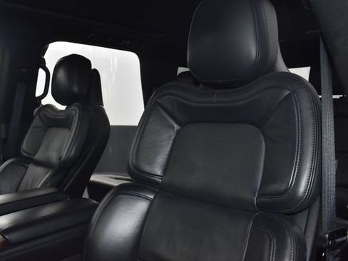 Used 2023 Lincoln Navigator Reserve AWD/4WD image 17