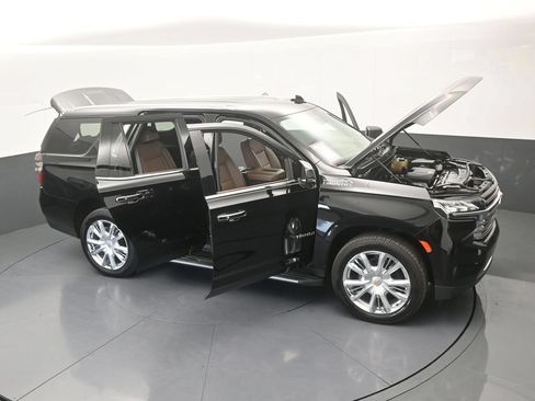 Used 2023 Chevrolet Tahoe High Country AWD/4WD image 89
