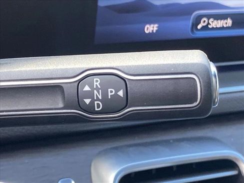 Certified 2025 Mercedes-Benz GLE 450 4MATIC image 12