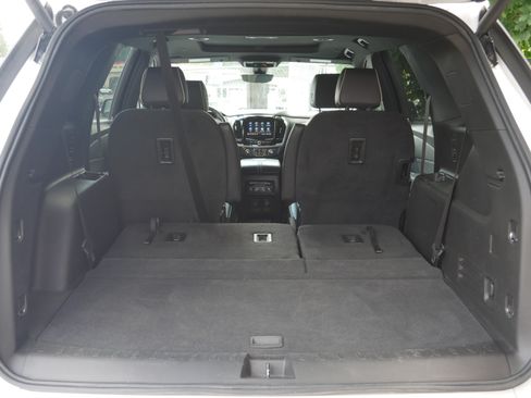 Used 2022 Chevrolet Traverse Premier AWD/4WD image 25