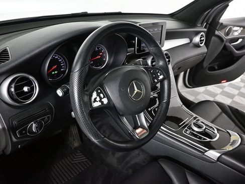Used 2019 Mercedes-Benz GLC 300 4MATIC Coupe image 6