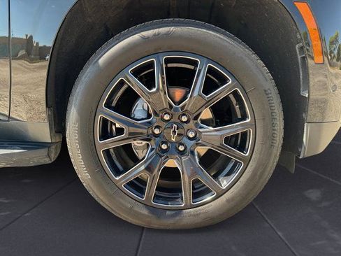 Used 2025 Chevrolet Tahoe Premier w/ Sun And Tow Package AWD/4WD image 14