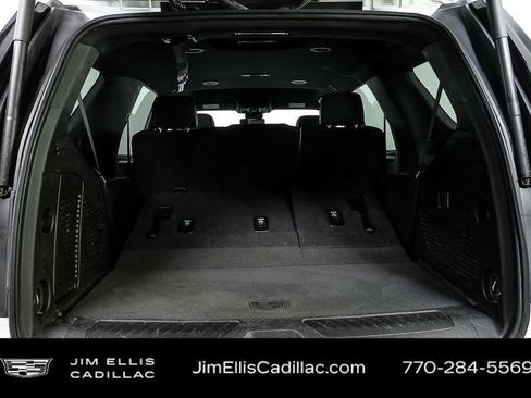 Used 2025 Chevrolet Tahoe LT RWD image 30
