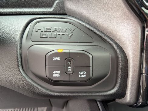 New 2026 RAM 3500 Laramie AWD/4WD image 46