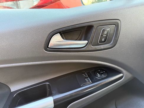 Used 2022 Ford Transit Connect XLT FWD image 32