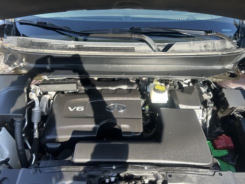 Used 2019 INFINITI QX60 Luxe w/ Essential Package image 22