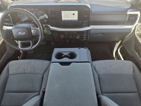 Used 2025 Ford F350 XLT AWD/4WD image 27