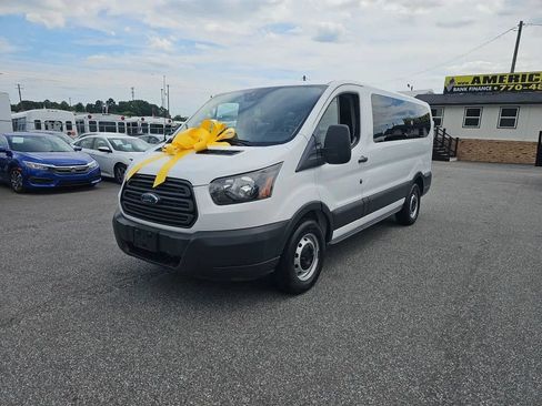 Used 2018 Ford Transit 150 XL RWD image 21